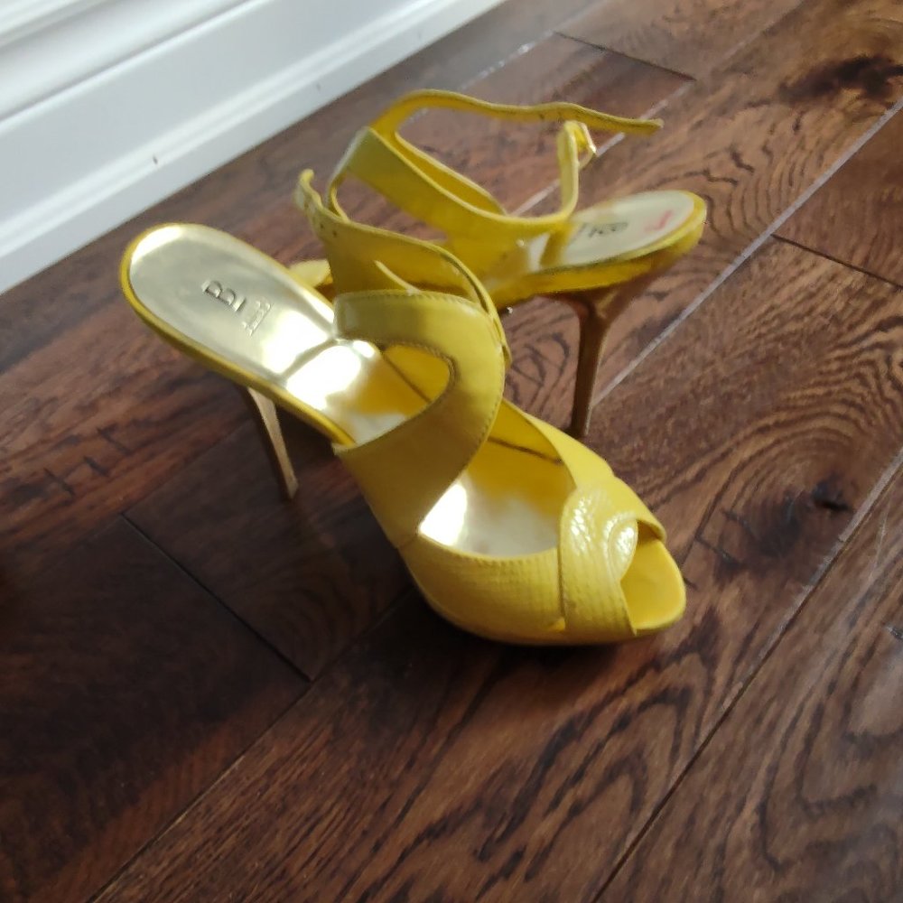 B.Baker shoes